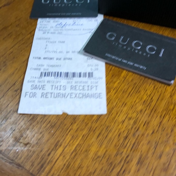 GUCCI STAINLESS STEAL WATCH - Picture 5 of 6